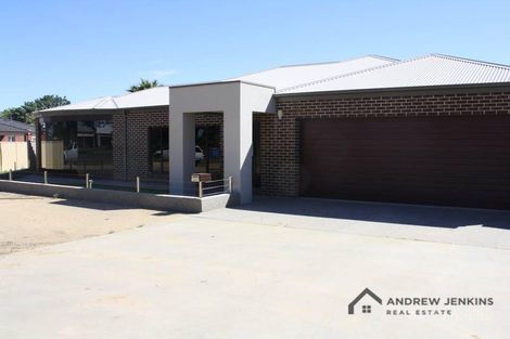 29a Murray Valley Hwy, Cobram, VIC 3644