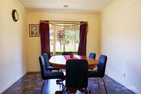 Property photo of 13 Eleanor Drive Campbells Creek VIC 3451