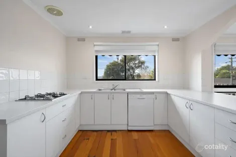 Property photo of 8 Campus Gate Chirnside Park VIC 3116