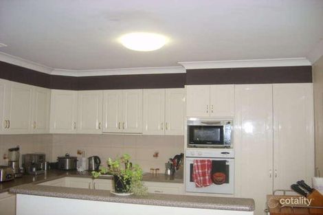 Property photo of 10 Shoreham Chase Arundel QLD 4214
