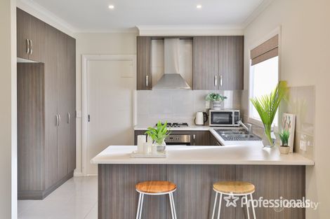Property photo of 34 Oasis Boulevard Mildura VIC 3500
