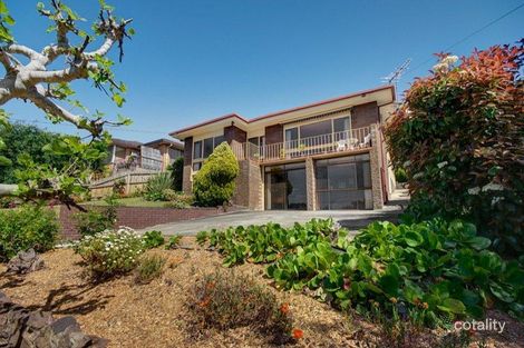 105 North Valley Rd, Highton, VIC 3216