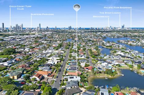 Property photo of 30 Dunkeith Avenue Benowa QLD 4217