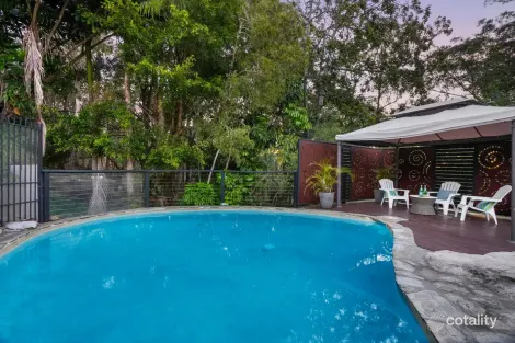 Property photo of 11 Plateau Drive Springwood QLD 4127
