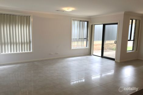 Property photo of 51 Richards Loop Oran Park NSW 2570