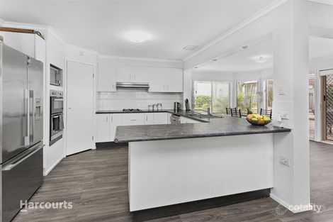 Property photo of 11 Swan Place Albion Park NSW 2527