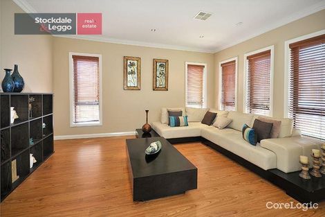 Property photo of 5 Hollows Court Craigieburn VIC 3064