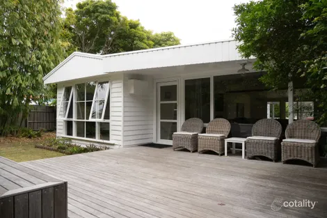 35 Maurice Ave, Mallacoota, VIC 3892