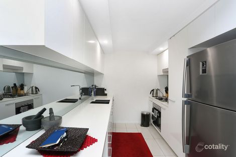 Property photo of 706/20 Labrador Street Labrador QLD 4215