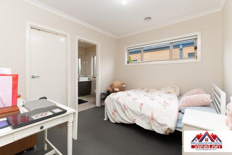 Property photo of 15 Nobility Road Craigieburn VIC 3064