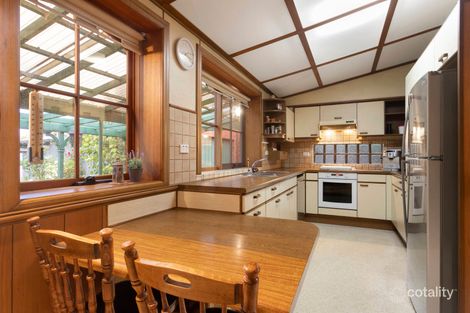 Property photo of 8 Sunnyside Grove Bentleigh VIC 3204