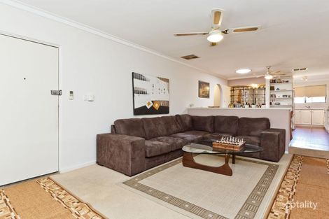 Property photo of 4 Islip Place Woodlands WA 6018