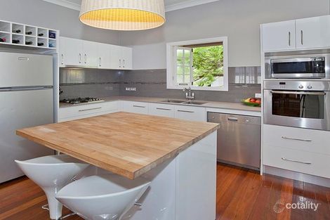 Property photo of 385 Bennetts Road Norman Park QLD 4170