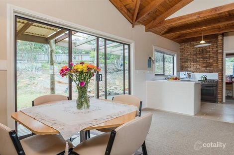 Property photo of 255 De Motts Road Anakie VIC 3213