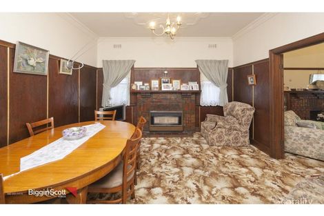 Property photo of 10 Walter Street Tecoma VIC 3160
