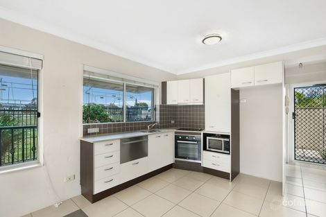 Property photo of 2/28 Bruce Avenue Paradise Point QLD 4216