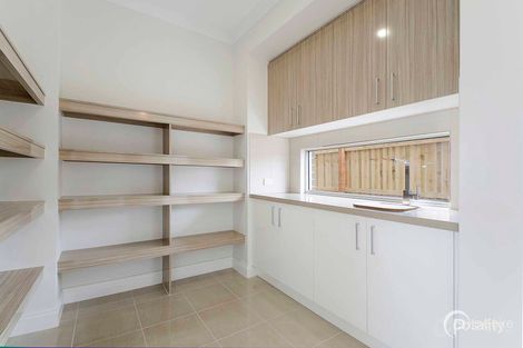 Property photo of 16 Monica Way Beaconsfield VIC 3807