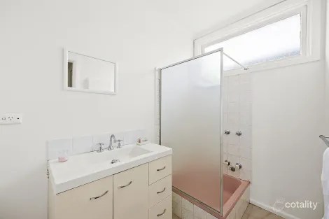 Property photo of 2/4 Thomas Street Clayton VIC 3168