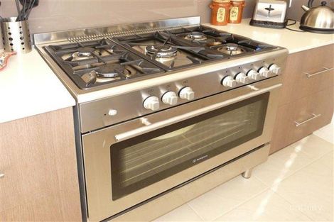 Property photo of 15 Haynes Court Tocumwal NSW 2714