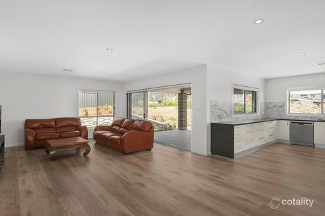 Property photo of 19 Baxter Loop Googong NSW 2620
