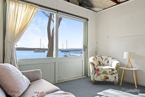 Property photo of 1A Macquarie Road Mannering Park NSW 2259