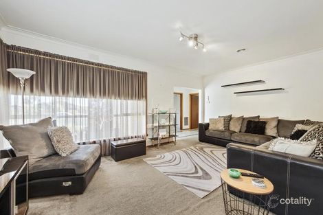 Property photo of 8 Huntington Street Wendouree VIC 3355