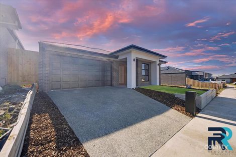 Property photo of 8 Fairview Street Beveridge VIC 3753