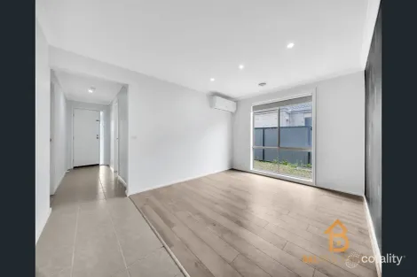 Property photo of 15 Wickford Road Tarneit VIC 3029