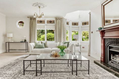 Property photo of 10 Kinsale Crescent Balwyn VIC 3103