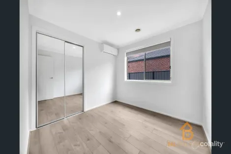 Property photo of 15 Wickford Road Tarneit VIC 3029