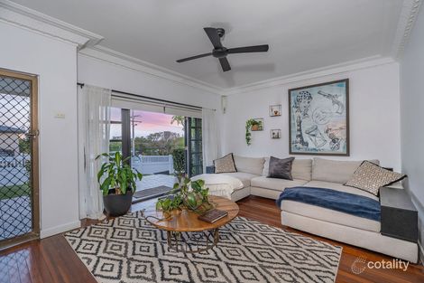 Property photo of 72 Wilson Street Labrador QLD 4215