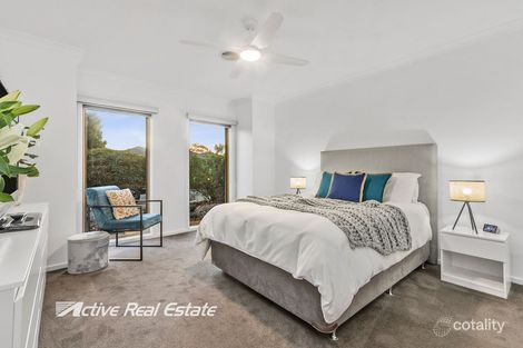 Property photo of 19 Mariners Retreat Mornington VIC 3931