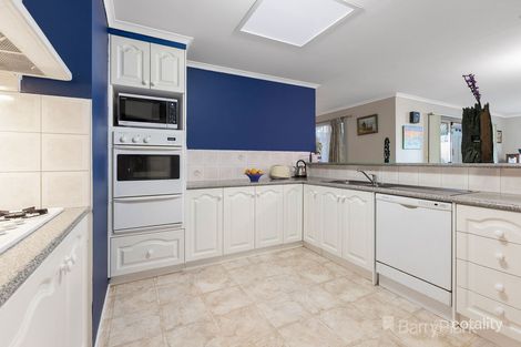 Property photo of 14 Leigh Drive Pakenham VIC 3810