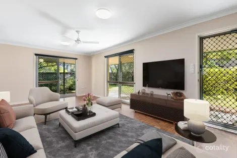 Property photo of 1 Heathrow Street Oxley QLD 4075