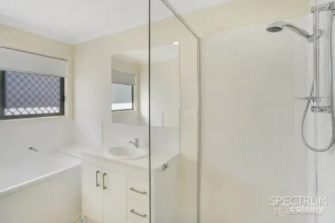 Property photo of 41D Mindarie Crescent Wellington Point QLD 4160