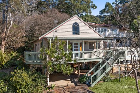 6 Cudgee Cres, Mount Kembla, NSW 2526