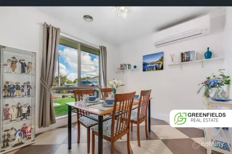 Property photo of 2 Pinaroo Court Wyndham Vale VIC 3024