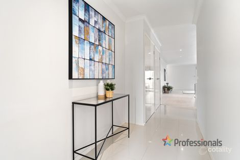 Property photo of 31 Belleville Close Burnside Heights VIC 3023