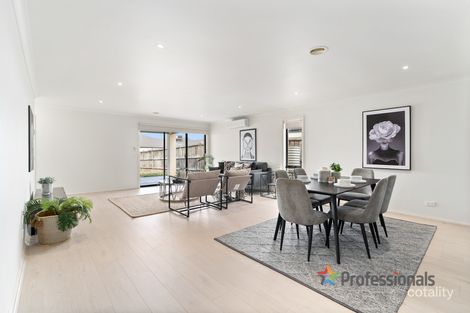 Property photo of 31 Belleville Close Burnside Heights VIC 3023