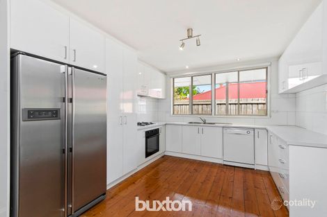 Property photo of 1 Shannon Avenue Hamlyn Heights VIC 3215