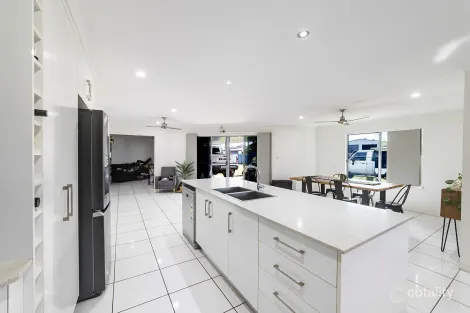 Property photo of 56 Poulsen Drive Marian QLD 4753