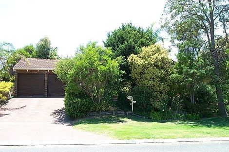 15 The Crest, Woodvale, WA 6026