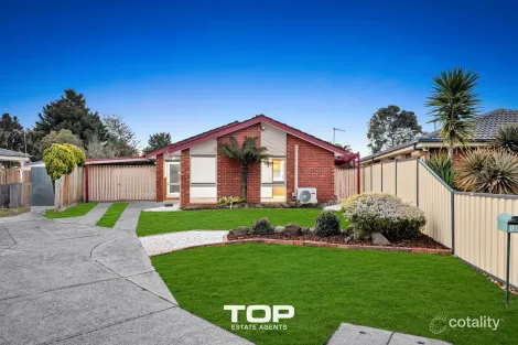 Property photo of 15 Candytuft Close Cranbourne North VIC 3977
