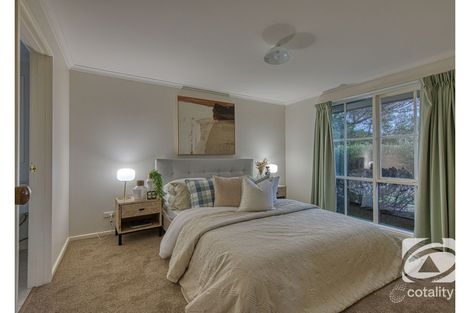 Property photo of 24 Marson Court Pakenham VIC 3810