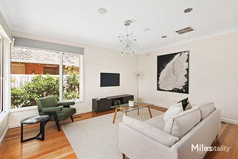 Property photo of 3 Flora Grove Ivanhoe East VIC 3079