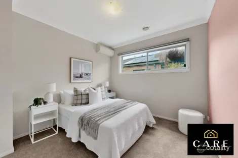 Property photo of 8 Merriwee Chase Sandhurst VIC 3977