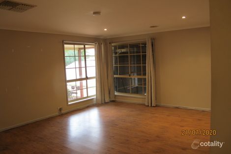 Property photo of 10 Nimmo Crescent Kurunjang VIC 3337