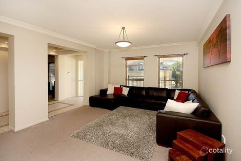 Property photo of 14 Van Dyck Rise Mackenzie QLD 4156