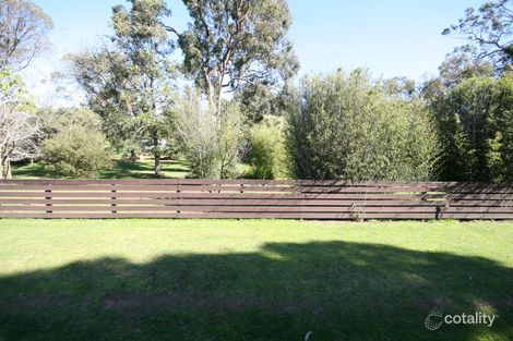 17 Raymond Rd, Rowville, VIC 3178