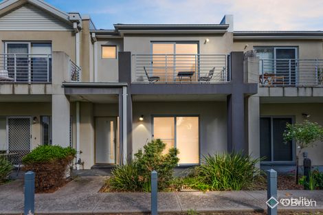 Property photo of 14/11 Howqua Place Pakenham VIC 3810